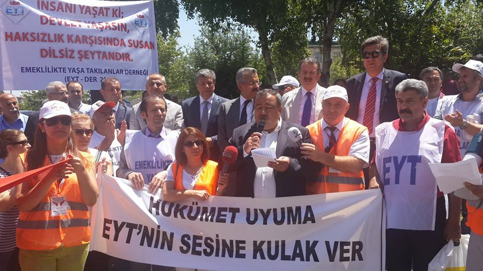 CHP Emeklilikte Yaşa Takılanlar için Harekete Geçti