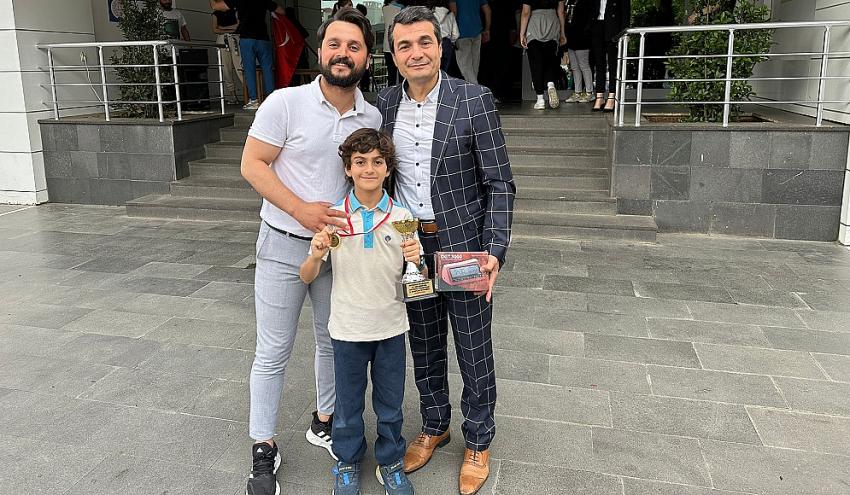 TEDAŞ Basın Müşaviri Atilla Kaya'nın Mutlu Günü