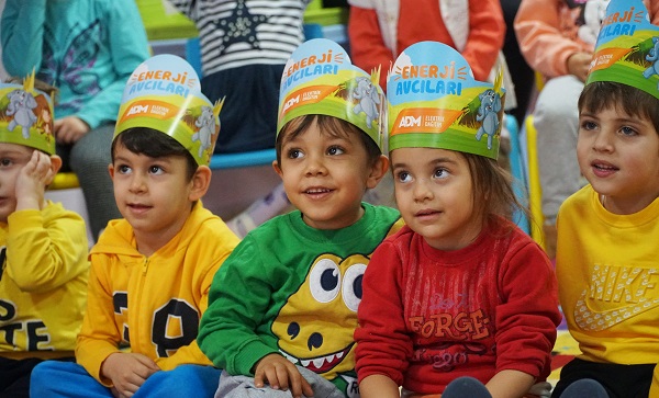 ADM Elektrik Dağıtımâ€™ın â€œEnerji Avcılarıâ€ Okullarda