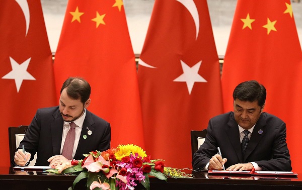Bakan Albayrak Çin ile Enerjide 3 Tarihi Protokol imzaladı