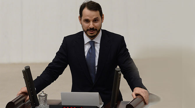 Enerji Bakanı Albayrak Bakü Yolcusu