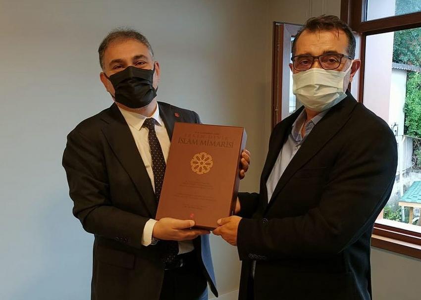 Bakan Dönmez MMG Genel Başkanı Bülent Şen ve Yönetim Kurulu Üyelerini Kabul Etti
