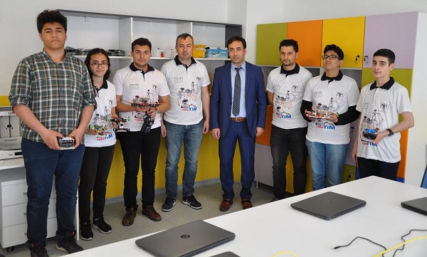 ÇEDAŞ'tan Sivas BiLSEM'e Destek