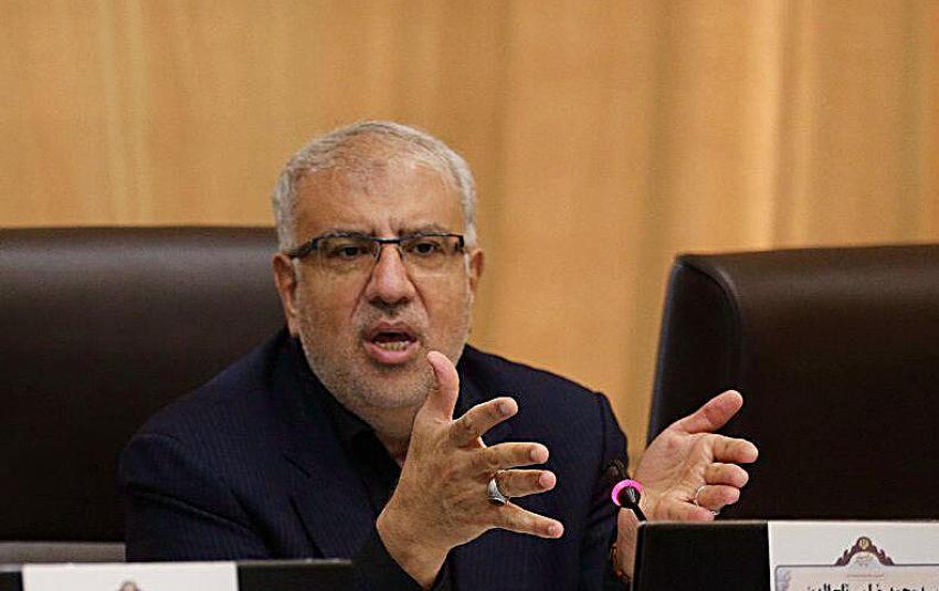 İran Ambargolardan Dolayı Petrol Satışından 100 Milyar Dolar Zarara Uğradı