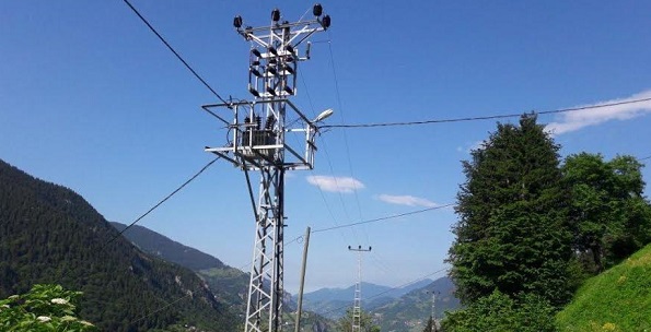 Çoruh EDAŞ, 30 Yıllık Elektrik Şebekesini Yeniledi