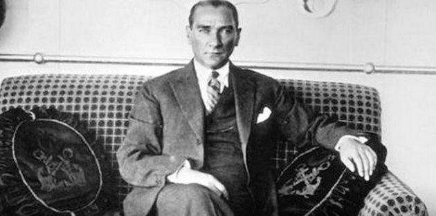 Enerji Bakanlığı'nda Atatürk'e Skandal Gibi Anma Töreni