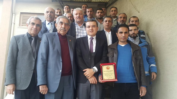Türkiye Muhtarlar Federasyonu'ndan Fırat EDAŞ'a Teşekkür Plaketi