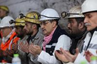 Bakan Dönmez Eksi 170 Kotunda Madencilerle İftar Yaptı