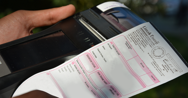 Limak Enerji'den Meme Kanserine Dikkat Çekmek için Pembe Fatura