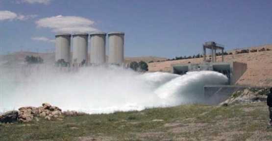 Kürtler Irak'ın En Büyük Barajıni IŞiD'den Geri Aldı