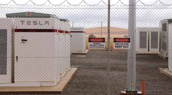 Dünyanın En Büyük Pili  Elektrik Dağıtmaya Başladı