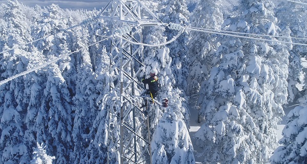UEDAŞ Ekiplerinin Zorlu Kış Mesaisi