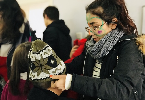 UEDAŞ Kardeşim Üşümesin Projesi ile Yürekleri Isıtıyor