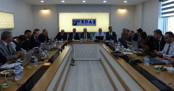 VEDAŞ'ta Hedef Batı Standartlarının Üzerinde Hizmet