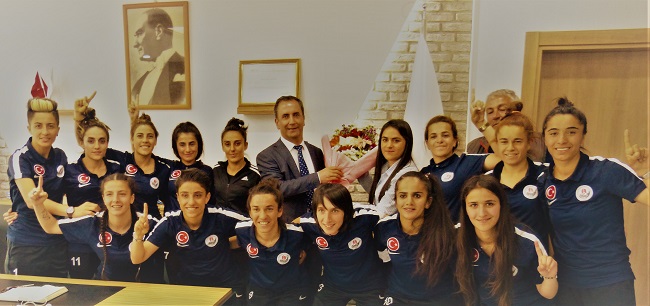 VEDAŞ Şampiyonları Ağırladı