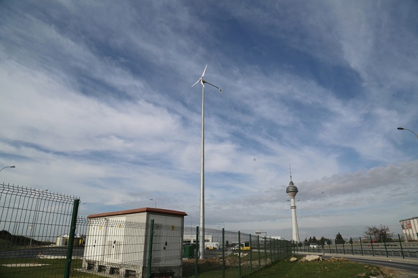 iETT'nin RES'i Elektrik Üretmeye Başladı