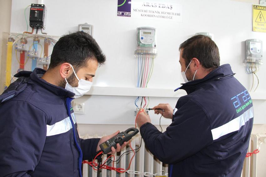 Aras Elektrik Personeline Kaçak Elektrikle Mücadele Eğitimi
