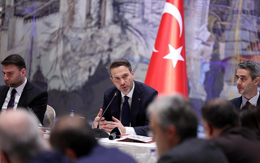 Türkiye Suriye’yi Elektriğe Kavuşturmak İçin Harekete Geçti