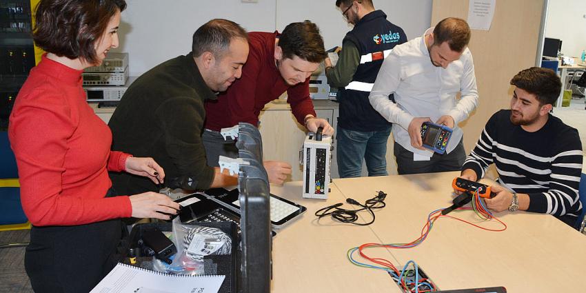 YEDAŞ Enerji Nakil Hatlarında Buz Yükü Oluşumunu Engellemek İçin Proje Geliştirdi