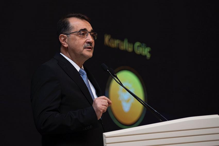 Bakan Dönmez Türkiye'nin Ulusal Enerji Planı'nı Tanıttı