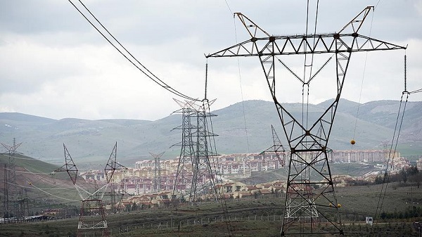 Özelleştirme Sonrası Elektrik Dağıtım Şebekelerinde Yaşanan Gelişmeler