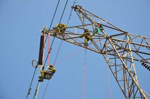 TEiAŞ Enerji iletim Hatlarının Bakım Onarım ve Arızalarının Giderilmesi için ihaleye Çıktı