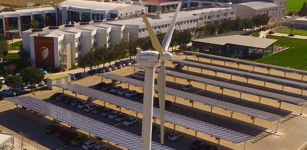 Rüzgar ve Güneşten Aynı Anda Elektrik Üreten Santral