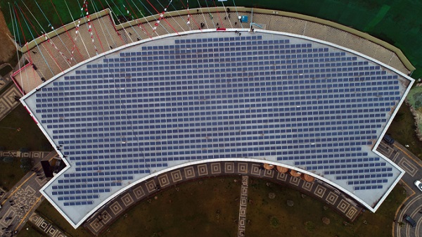 istanbulâ€™un En Büyük Güneş Enerji Santrali Tuzla'da Açıldı