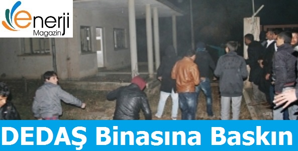 Halk DEDAŞ Binasını Bastı