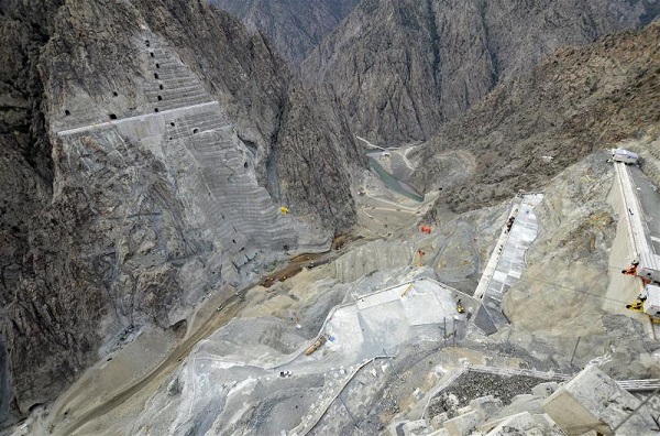 Yusufeli Barajı ve HES'te Çalışmalar Hızla ilerliyor